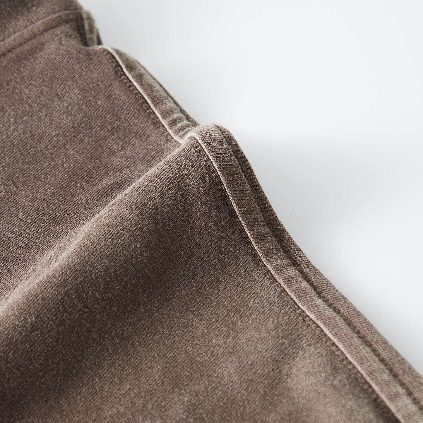 Heathen Haut unisexe surdimensionné à manches longues délavé par le soleil