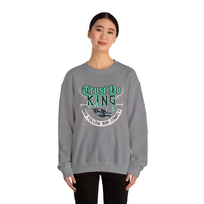 Trust No King Original ᚾ THE OFFBEAT RUNARS CO. Unisex Heavy Blend™ Crewneck Sweatshirt