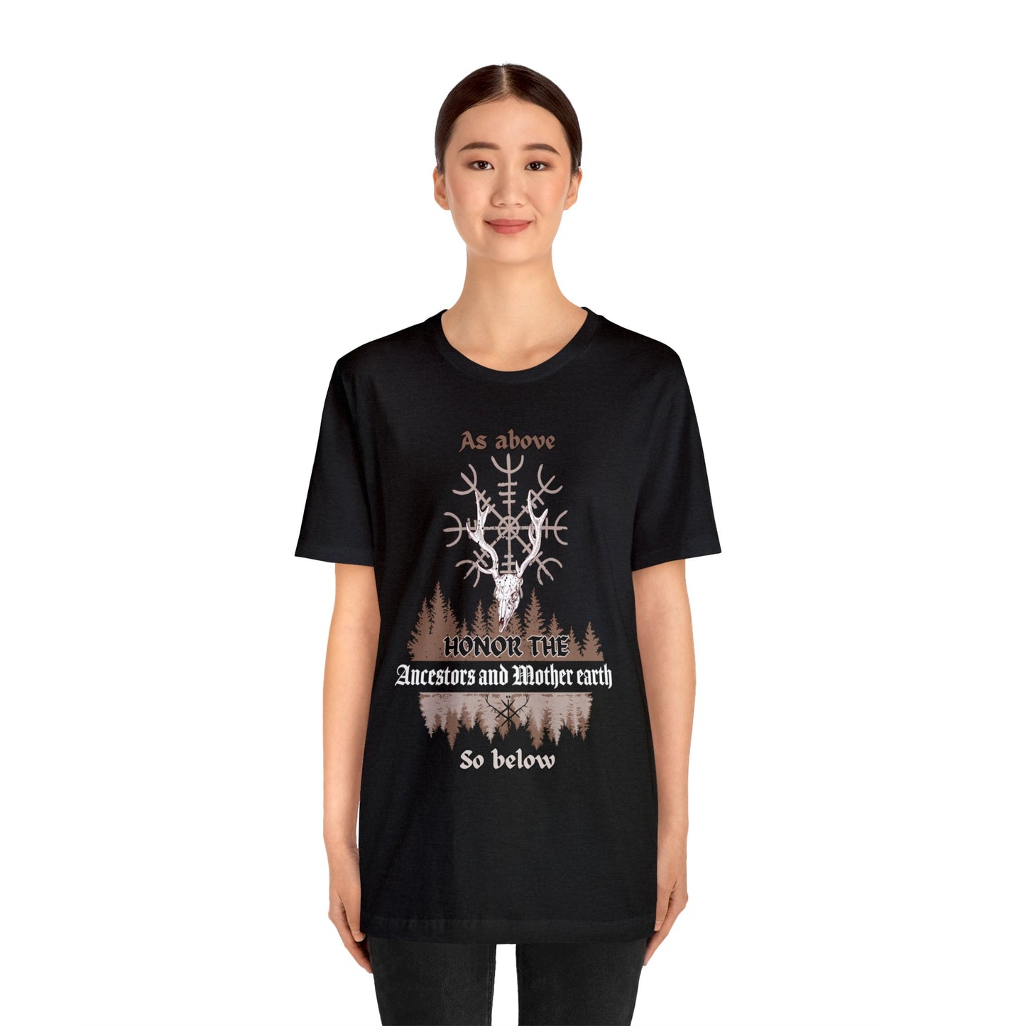 Honorez les ancêtres et la Terre Mère ᚾ THE OFFBEAT RUNARS Unisex Jersey Short Sleeve Tee