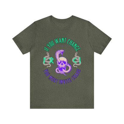 Si quieres un cambio, debes invitar al caos Purple Mint ᚾ THE OFFBEAT RUNARS CO. Camiseta de manga corta unisex Jersey