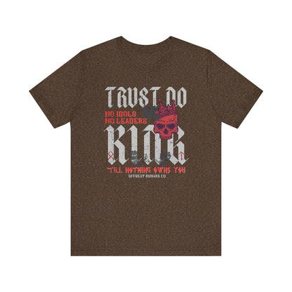 Trust No King w skull ᚾ THE OFFBEAT RUNARS CO. Unisex Jersey Short Sleeve Tee