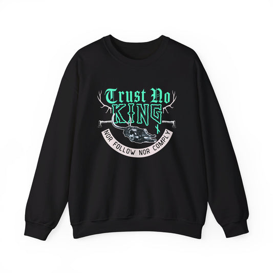 Trust No King Original ᚾ THE OFFBEAT RUNARS CO. Unisex Heavy Blend™ Crewneck Sweatshirt