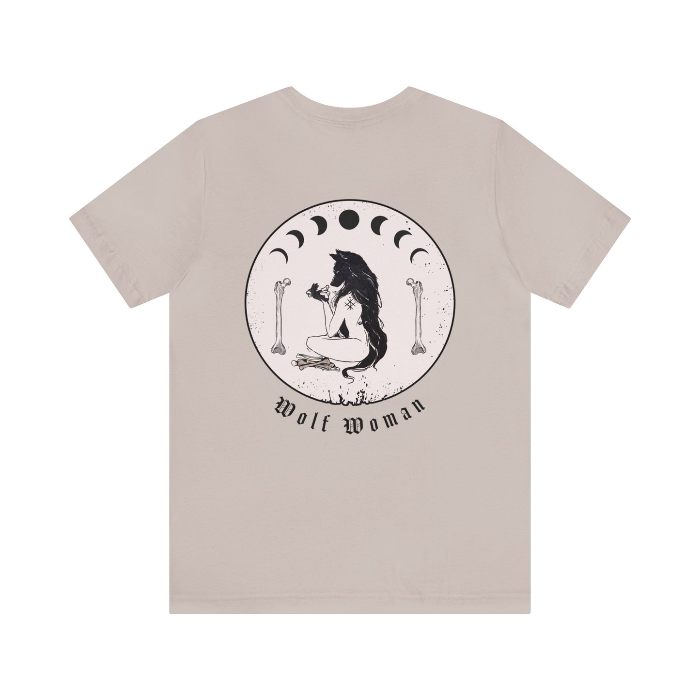 Wolf Woman Back Pale Shades ᚾ Bruja salvaje poco convencional ᚾ THE OFFBEAT RUNARS CO. ᚾ Camiseta de manga corta Unisex Jersey