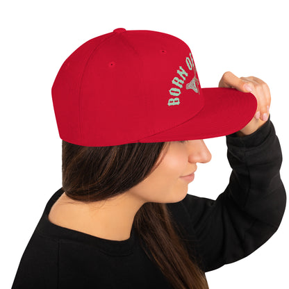 Chapeau Snapback né décalé