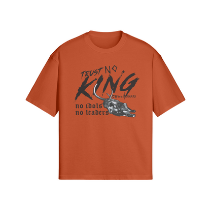 Trust No King Boxy T-shirt